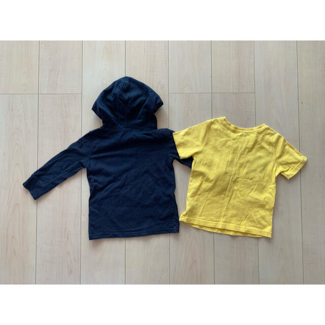 babyGAP(ベビーギャップ)のbabyGAP   ロンＴ  Tシャツ  2点セット キッズ/ベビー/マタニティのキッズ服男の子用(90cm~)(Tシャツ/カットソー)の商品写真