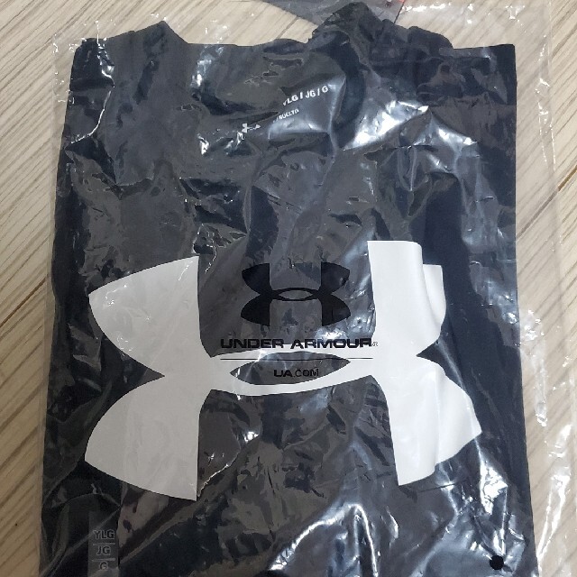 UNDER ARMOUR(アンダーアーマー)の【新品アンダーアーマー】ビッグロゴTシャツ レディースのトップス(Tシャツ(半袖/袖なし))の商品写真