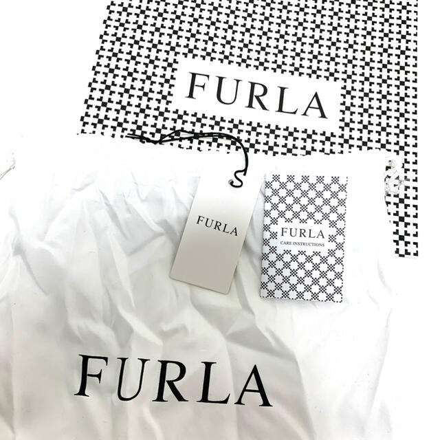 Furla(フルラ)の【百貨店購入☆美品】FURLA フルラ メトロポリス レディースのバッグ(ショルダーバッグ)の商品写真