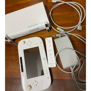 ウィーユー(Wii U)のWiiU本体 32GB マリオカート8内蔵(家庭用ゲーム機本体)