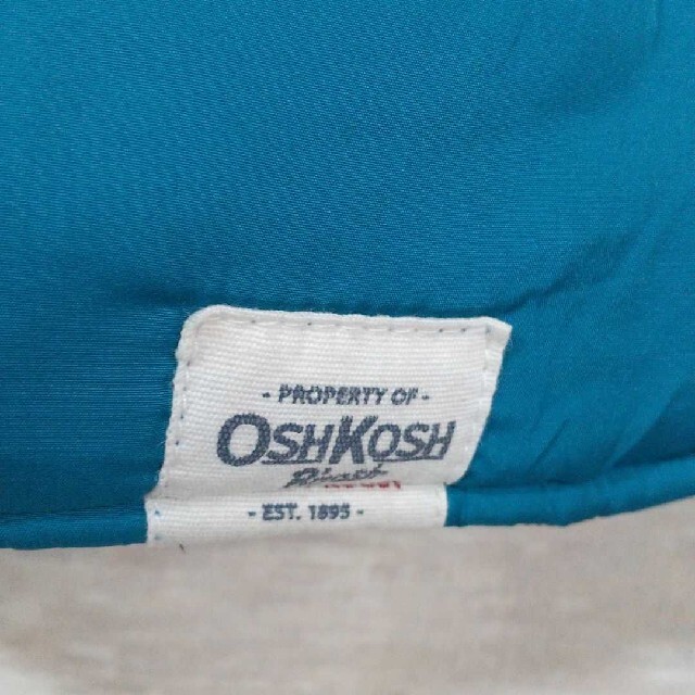 OshKosh(オシュコシュ)のOshKosh Bgosh男児130サイズ usedダウンベスト キッズ/ベビー/マタニティのキッズ服男の子用(90cm~)(ジャケット/上着)の商品写真