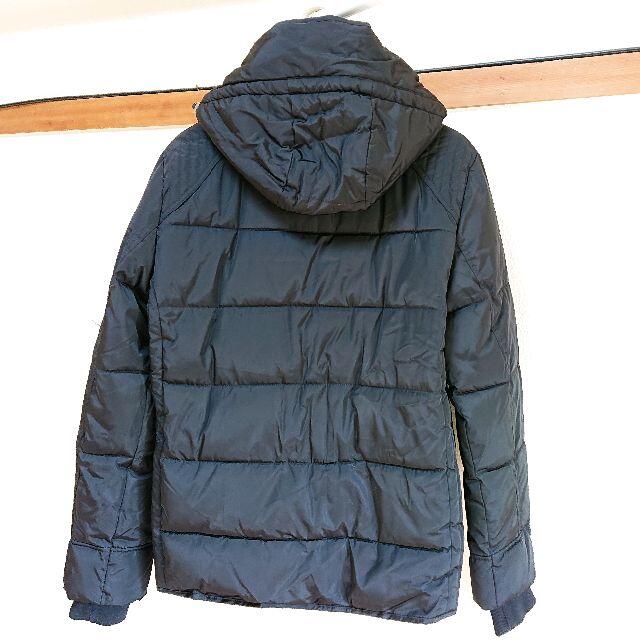 H&M(エイチアンドエム)のH&M ジャンパー ジャケット 防寒サイズ48 ブラック メンズ 冬物 メンズのジャケット/アウター(ブルゾン)の商品写真