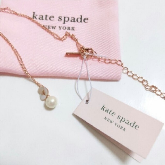 kate spade new york(ケイトスペードニューヨーク)の【新品】Kate spadeケイトスペード ネックレス ディスコパンジー タグ付 レディースのアクセサリー(ピアス)の商品写真