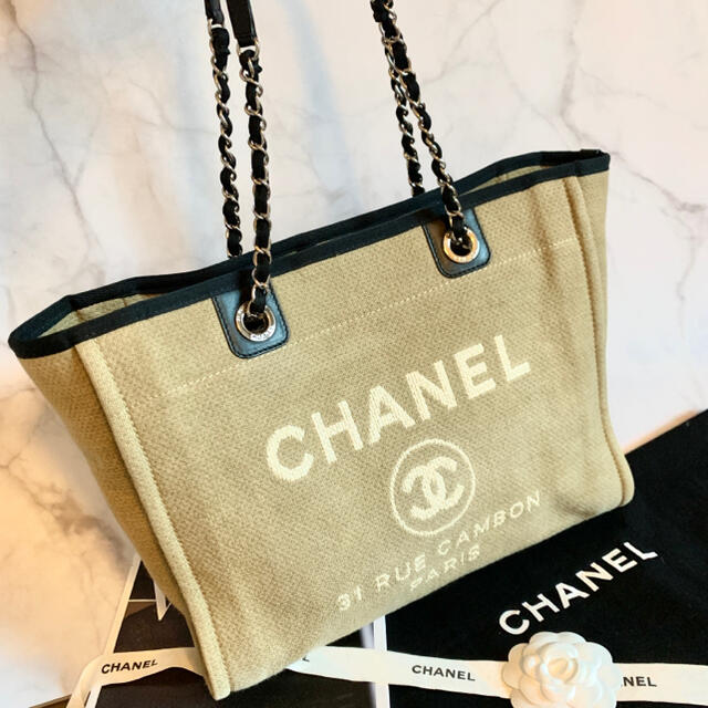 美品 CHANEL - 【にこ】シャネル 美品 ドーヴィル トートバッグ