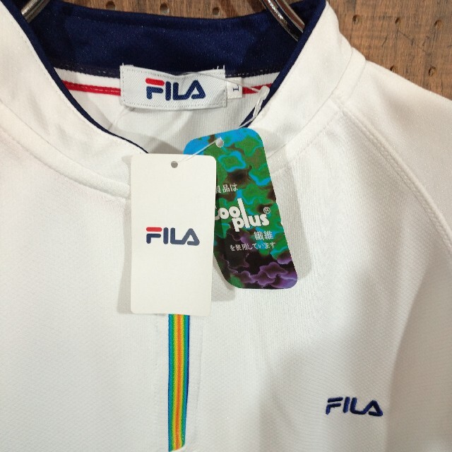 FILA(フィラ)のFILA フィラ 新品未使用 ホワイト 半袖シャツ 刺繍ロゴ L ポリシャツ メンズのトップス(Tシャツ/カットソー(半袖/袖なし))の商品写真