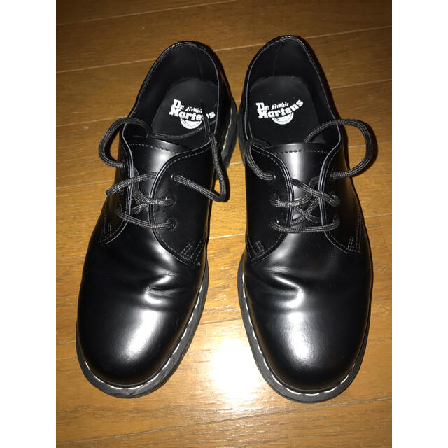 Dr.Martens ドクターマーチン 3ホール ホワイトステッチ