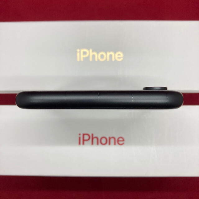 Apple(アップル)のSIMフリー iPhoneXR 64GB ブラック 極美品 スマホ/家電/カメラのスマートフォン/携帯電話(スマートフォン本体)の商品写真