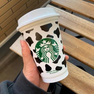 スターバックスコーヒー(Starbucks Coffee)の【Black】スターバックス タンブラー リユーザブルカップ 牛柄(タンブラー)