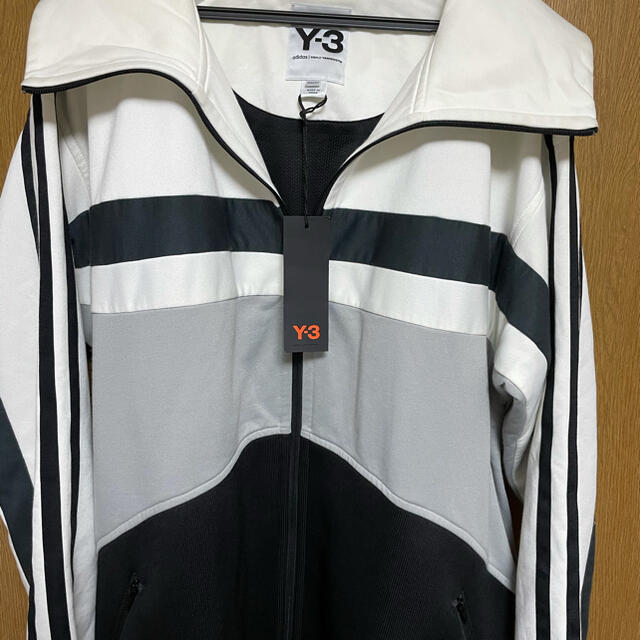 Y-3(ワイスリー)の値下げ致しました！Y-3オーバーサイズトラックトップジャージ メンズのトップス(ジャージ)の商品写真