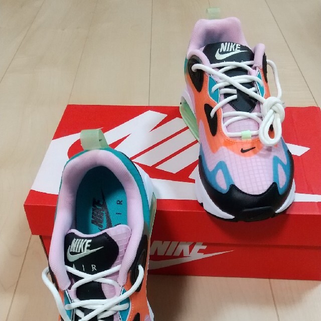 NIKE WMS AIR MAX 200 SE エアマックス 200SE