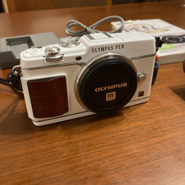 OLYMPUS PEN E-P5