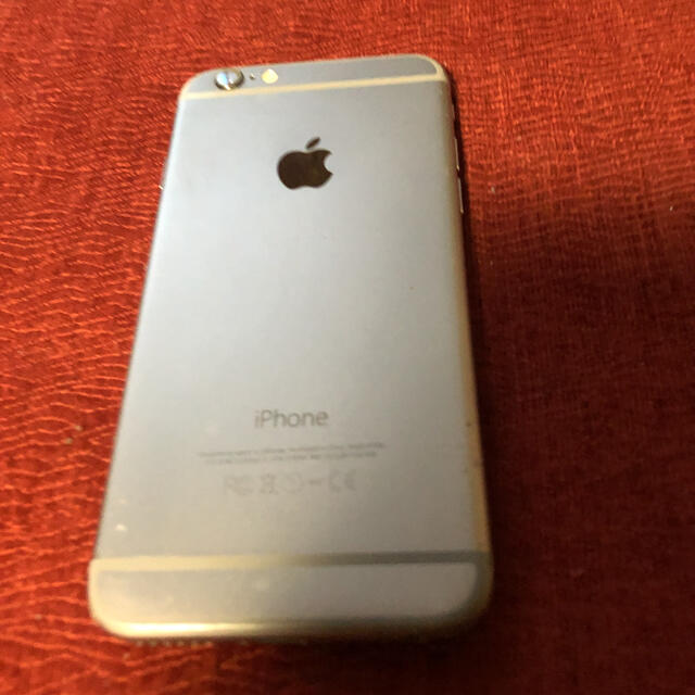 Apple(アップル)のiPhone 6ジャング品 スマホ/家電/カメラのスマートフォン/携帯電話(スマートフォン本体)の商品写真