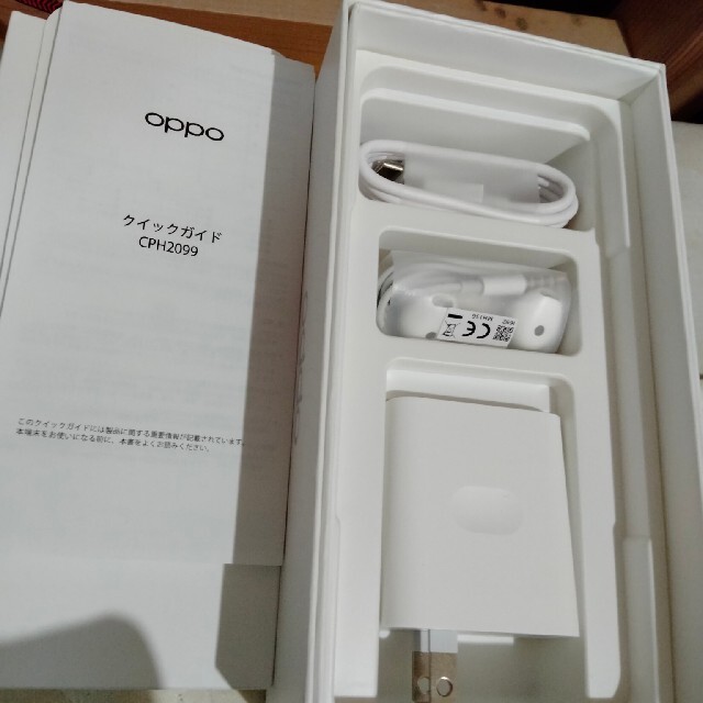 OPPO(オッポ)のoppo  A73 ネービーブルー　4GB   64GB  スマホ/家電/カメラのスマートフォン/携帯電話(スマートフォン本体)の商品写真