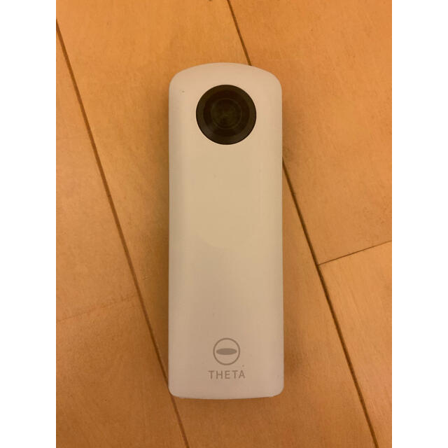 RICOH(リコー)のRICHO THETA SC WHITE スマホ/家電/カメラのカメラ(コンパクトデジタルカメラ)の商品写真