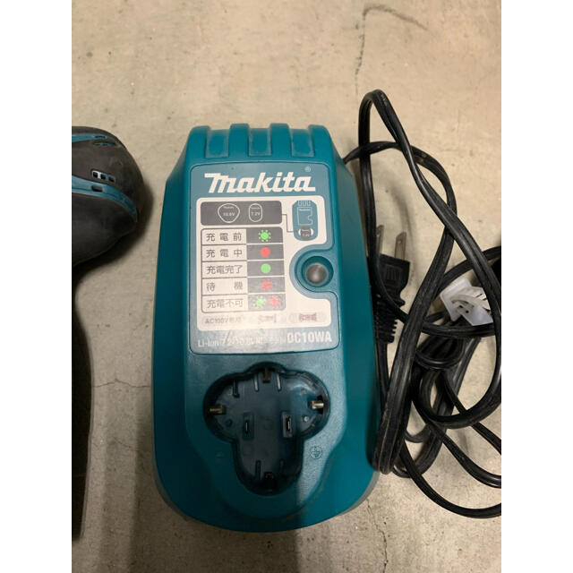 Makita(マキタ)のマキタ　インパクトドライバー　10.8v 自動車/バイクのバイク(工具)の商品写真