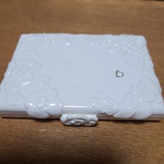 ベネフィーク(BENEFIQUE)の【未使用品】ベネフィークケース(ファンデーション)
