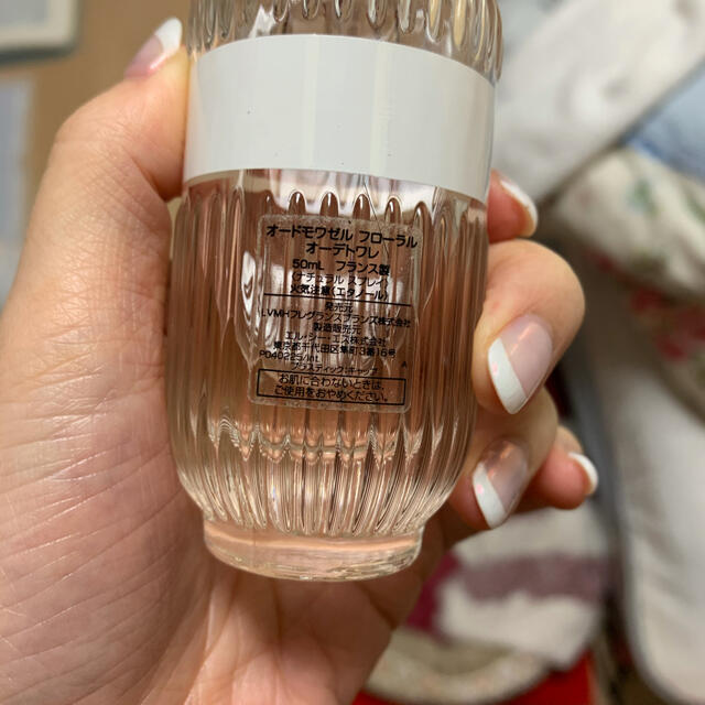 GIVENCHY(ジバンシィ)のGIVENCHY(ジバンシイ)オードモワゼル フローラル　50ml  コスメ/美容の香水(香水(女性用))の商品写真