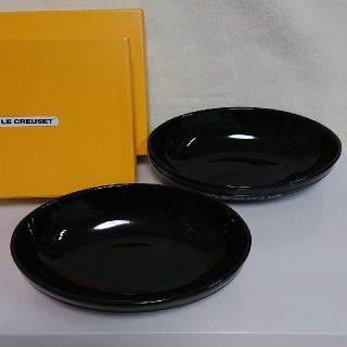 LE CREUSET - ル・クルーゼ オーバル ボウル 23cm ブラック 黒の通販