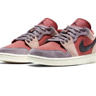 ナイキ(NIKE)のNIKE WMNS AIR JORDAN 1 LOW  Canyon Rust (スニーカー)