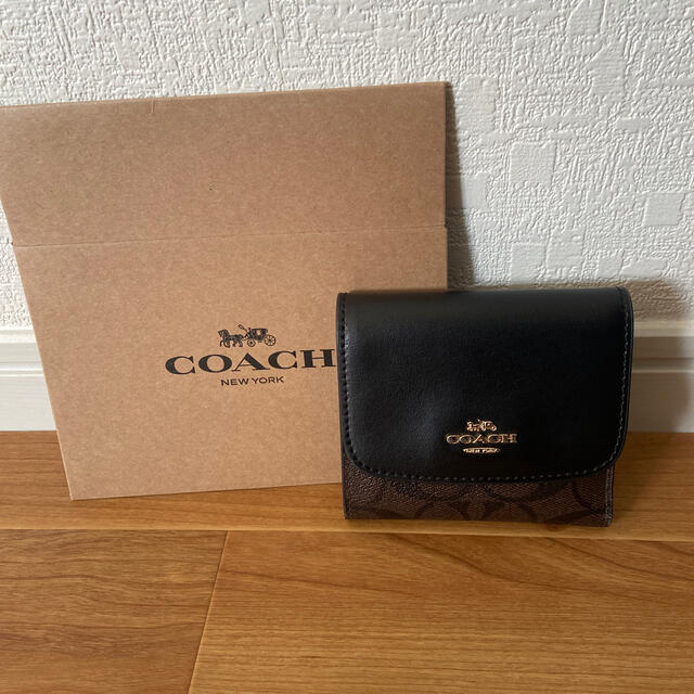 COACH(コーチ)の美品✨coach折り財布 レディースのファッション小物(財布)の商品写真