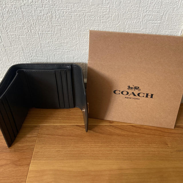 COACH(コーチ)の美品✨coach折り財布 レディースのファッション小物(財布)の商品写真