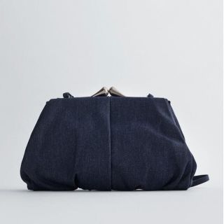 ザラ(ZARA)のchanel様専用　 ZARA クラプス留めデニムクロスボディーバッグ(ボディーバッグ)