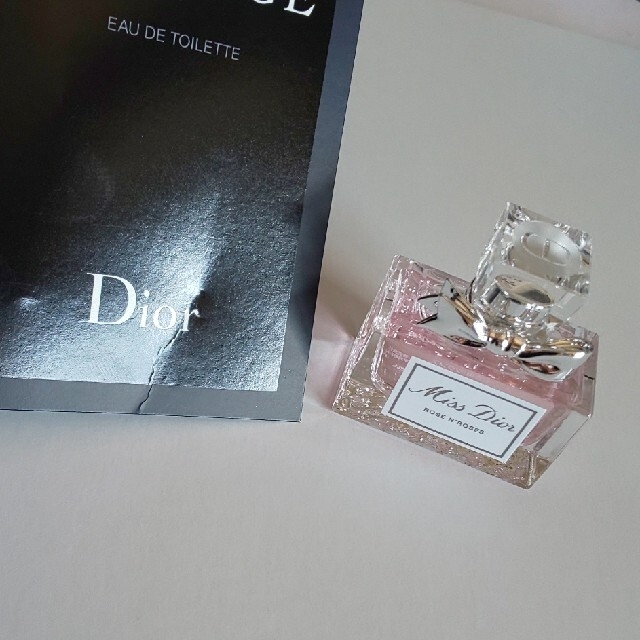 Dior(ディオール)のミス ディオール ローズ&ローズ                  ソヴァージュ コスメ/美容の香水(香水(女性用))の商品写真