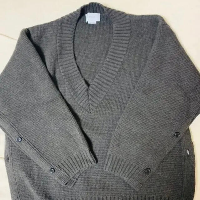 SUNSEA(サンシー)のYOKE 5G MILANO RIB V-NECK KNIT メンズのトップス(ニット/セーター)の商品写真