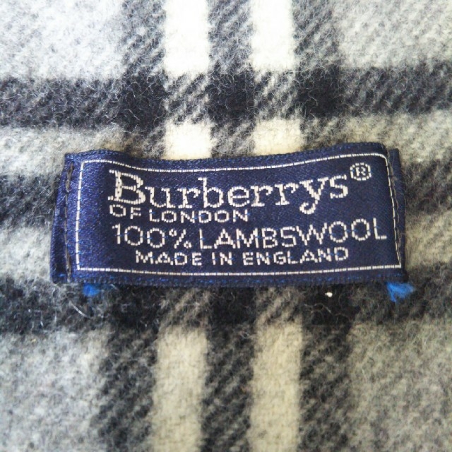 BURBERRY(バーバリー)のヨシベイ様専用商品。バーバリーマフラー レディースのファッション小物(マフラー/ショール)の商品写真