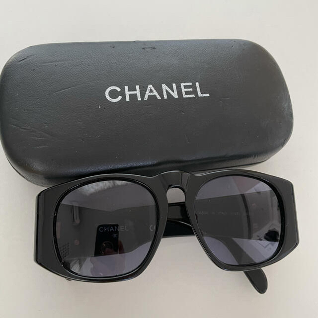 CHANEL(シャネル)のCHANEL サングラス レディースのファッション小物(サングラス/メガネ)の商品写真