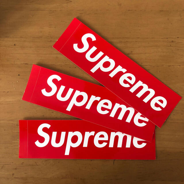 Supreme(シュプリーム)のシュプリーム　Supreme ステッカー　3枚 エンタメ/ホビーのエンタメ その他(その他)の商品写真