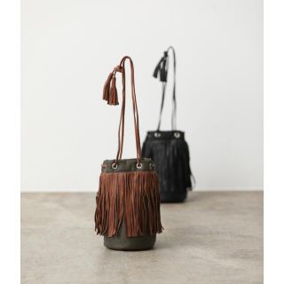 ホーボー(hobo)のアダムエロペ  HOBO別注 FringeDrawstringBag 巾着バッグ(ハンドバッグ)