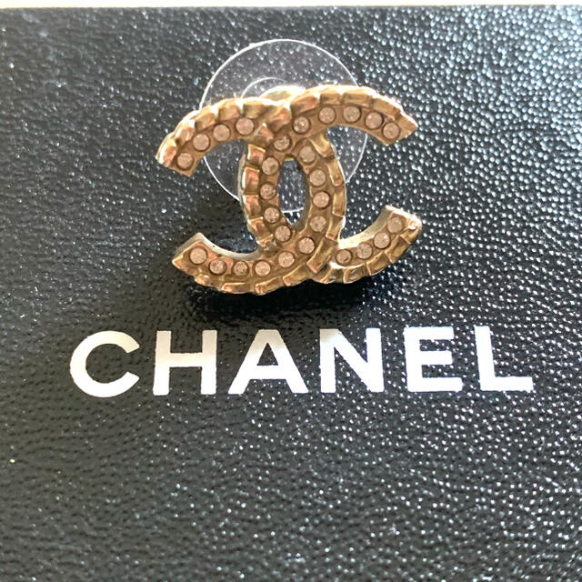 CHANELピアス