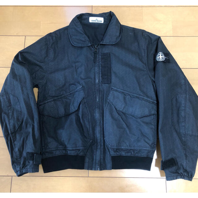 STONE ISLAND(ストーンアイランド)のstone island 43699 REFLECTIVE RIPSTOP メンズのジャケット/アウター(ミリタリージャケット)の商品写真