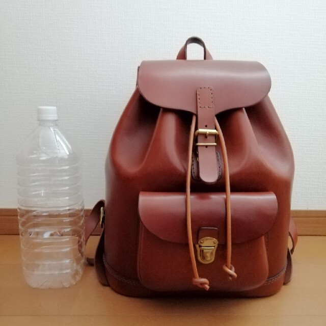 HERZ(ヘルツ)のヘルツ　スタンダードなリュック　M メンズのバッグ(バッグパック/リュック)の商品写真
