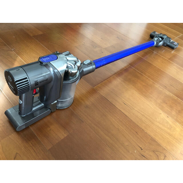 Dyson(ダイソン)のdyson DC44 クリーナー スマホ/家電/カメラの生活家電(掃除機)の商品写真