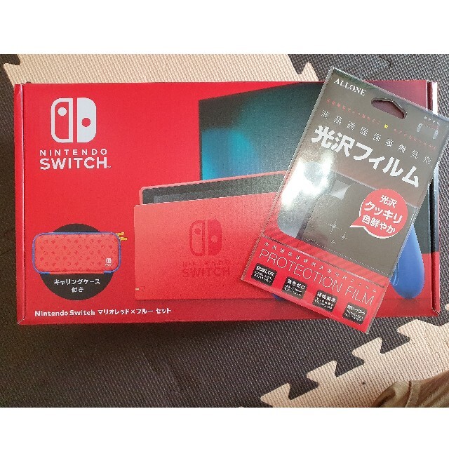 ニンテンドースイッチ　マリオ レッド　ブルーセット