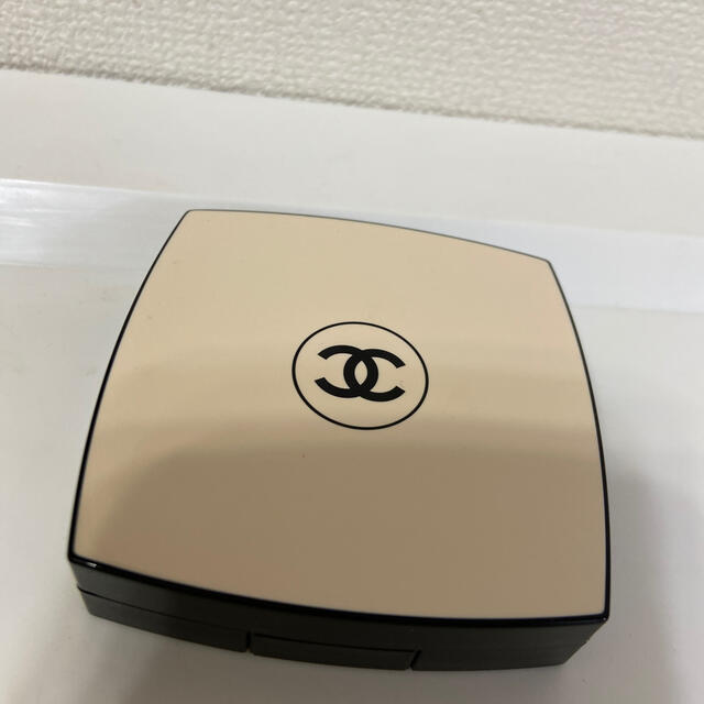 CHANEL(シャネル)のシャネル  レ ベージュ アーモニー プードゥル ベル ミン No01 パウダー コスメ/美容のベースメイク/化粧品(フェイスパウダー)の商品写真