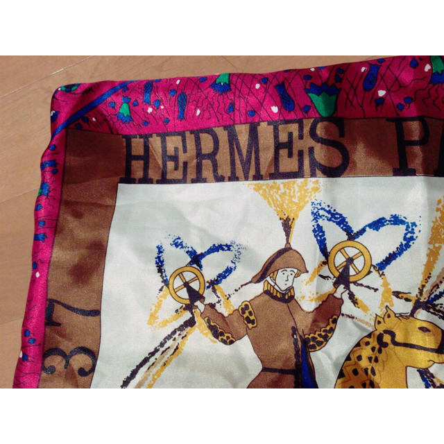 Hermes(エルメス)のエルメス 大判スカーフ レディースのファッション小物(バンダナ/スカーフ)の商品写真