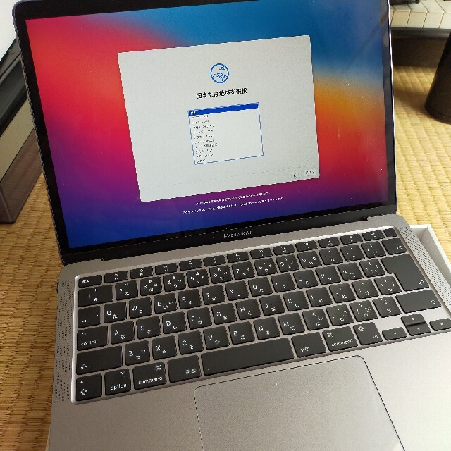 Mac (Apple)(マック)のmacbook air 8GB 256GB/MGN63J/A スマホ/家電/カメラのPC/タブレット(ノートPC)の商品写真