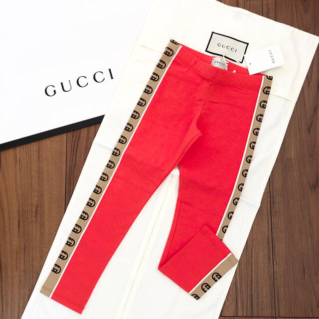 Gucci(グッチ)の【お取置き中】グッチチルドレン 新品スパッツ 120 キッズ/ベビー/マタニティのキッズ服男の子用(90cm~)(パンツ/スパッツ)の商品写真