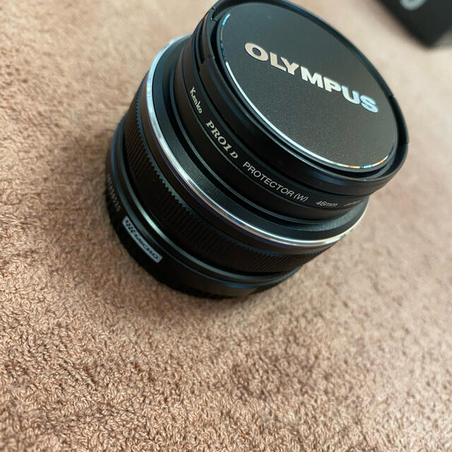 OLYMPUS(オリンパス)のOLYMPUS M.ZUIKO DIGITAL 17mm F1.8 美品　送料込 スマホ/家電/カメラのカメラ(レンズ(単焦点))の商品写真