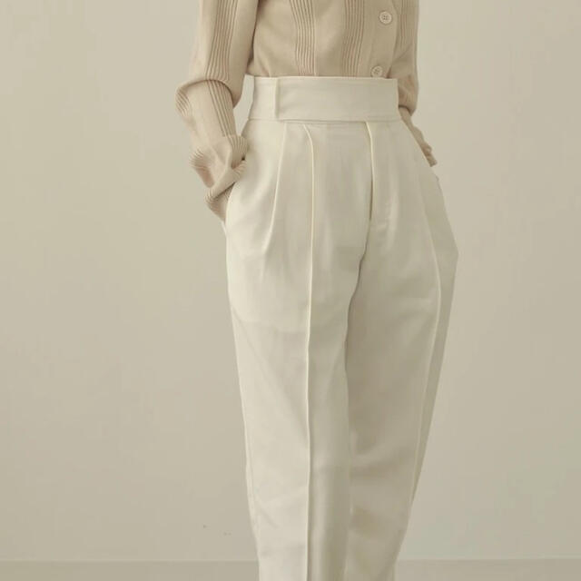 Louren waist belt tapered pants