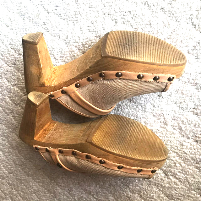 UNITED ARROWS(ユナイテッドアローズ)のsanita サボ　サンダル　ミュール　37  24cm  ベージュ レディースの靴/シューズ(サンダル)の商品写真