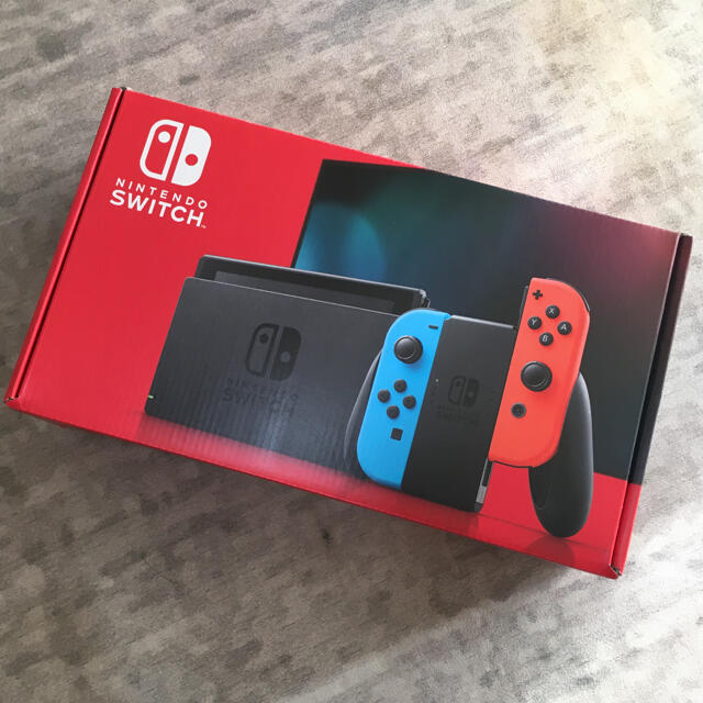 美品　任天堂Switch 本体