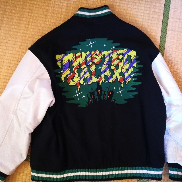 REVOLVER - Revolver スタジャンの通販 by kxnxgx's shop REVOLVER - Revolver スタジャンの通販 by kxnxgx's shop