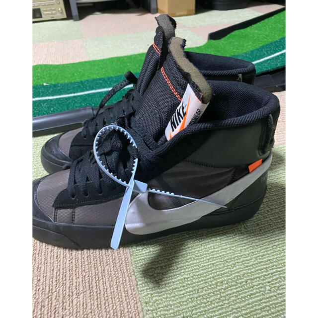 NIKE(ナイキ)のNIKE BLAZER MID Off-White  メンズの靴/シューズ(スニーカー)の商品写真