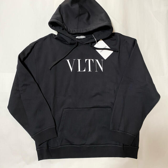 新品未使用！送料込み★VALENTINO★VLTN パーカー