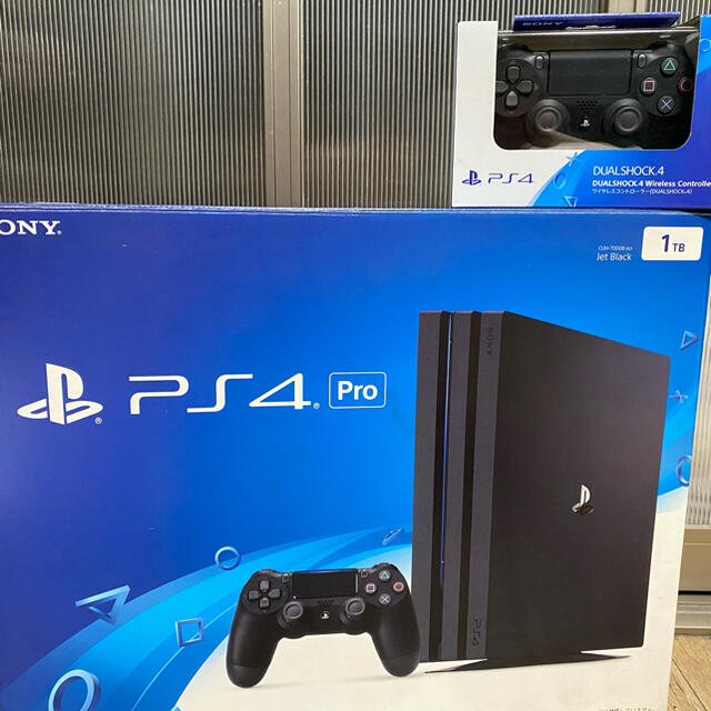 PlayStation4 Pro 1TB ジェット・ブラック