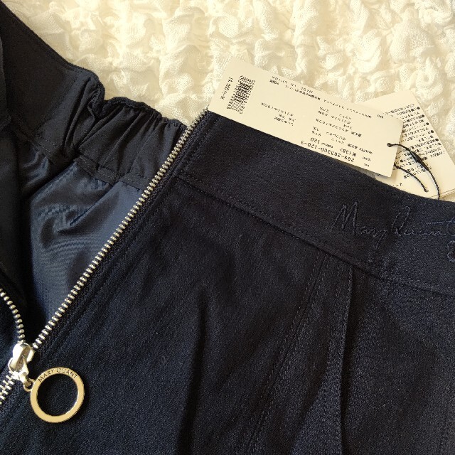 MARY QUANT(マリークワント)のタグ付き未使用品 マリークワント  フロントファスナー スカートネイビーM レディースのスカート(ひざ丈スカート)の商品写真
